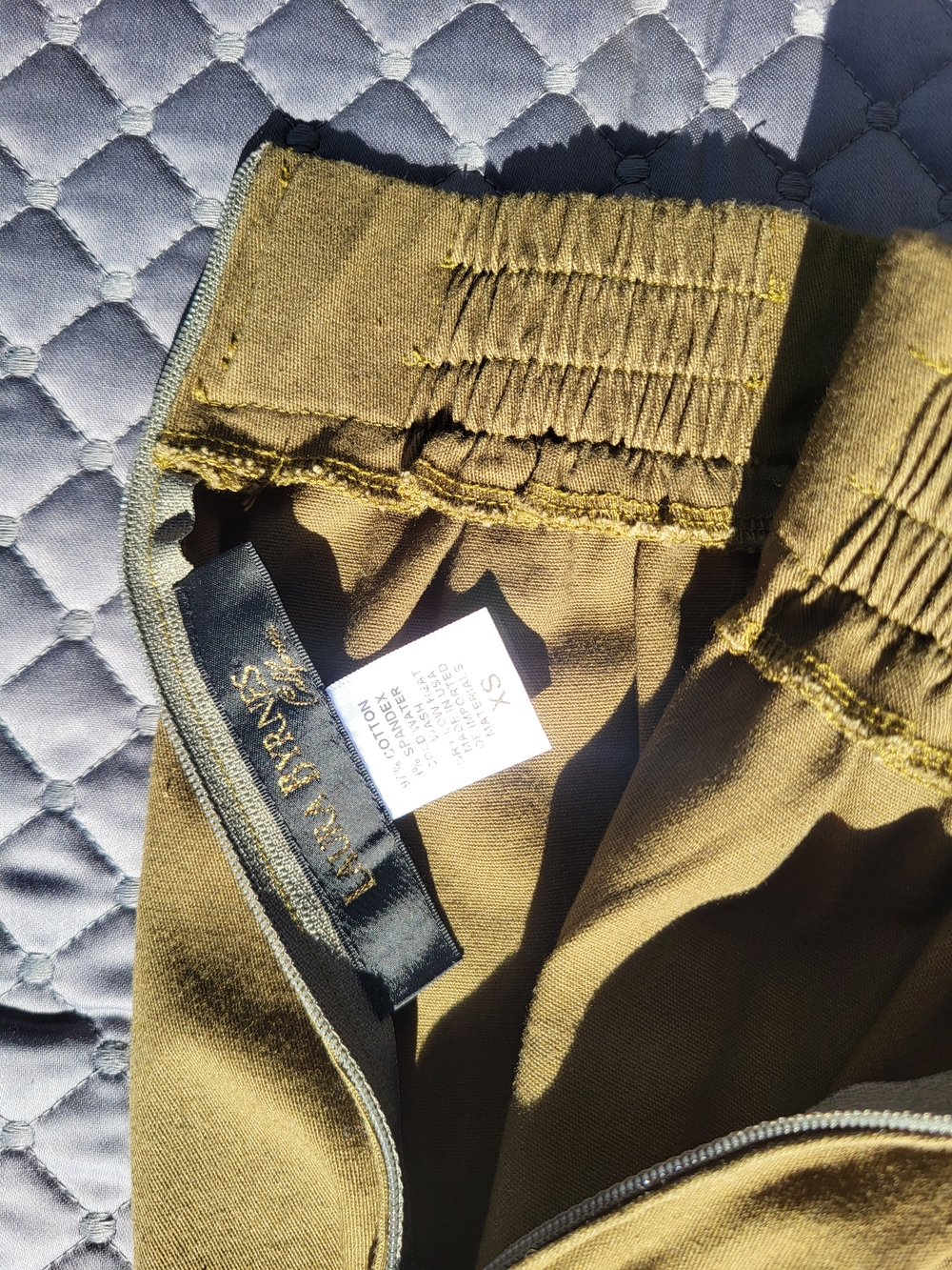 Laura Byrnes Ankle Cropped Pants In Olive